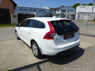 Volvo V60 1,6 D DIGI AC, SERVIS 2012