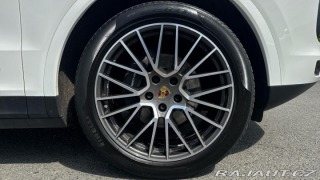 Porsche Cayenne  2022