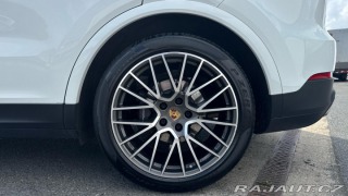 Porsche Cayenne  2022