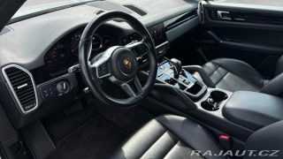 Porsche Cayenne  2022