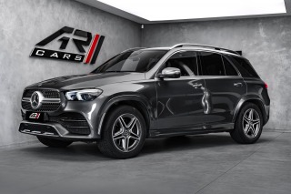 Mercedes-Benz GLE Tažné, head-up, asistenty
