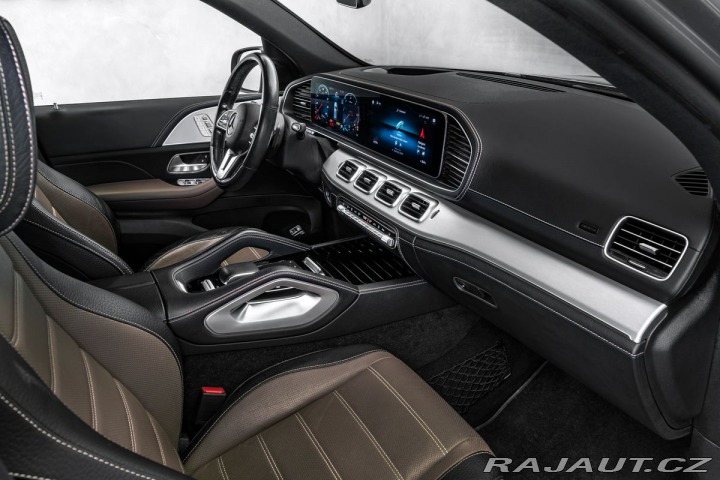 Mercedes-Benz GLE Tažné, head-up, asistenty 2019