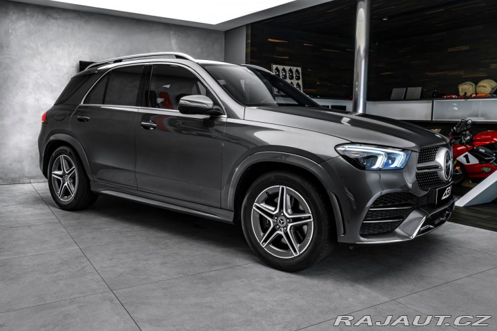 Mercedes-Benz GLE Tažné, head-up, asistenty 2019