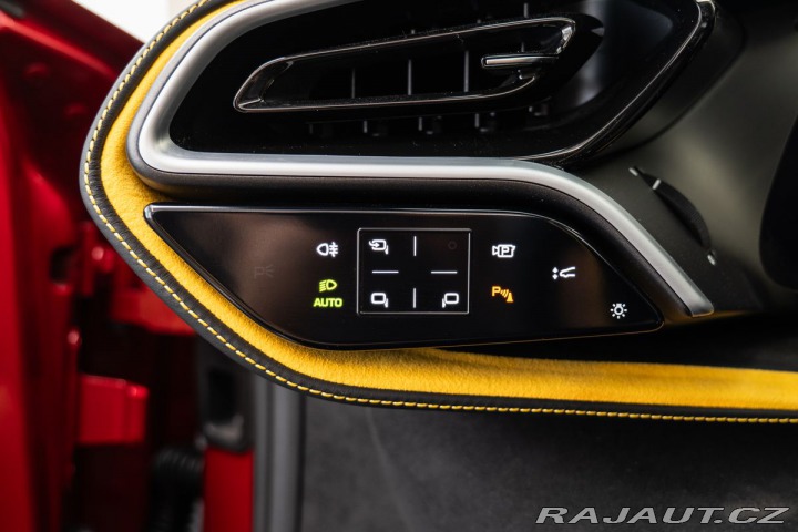 Ferrari 296 GTS 2025