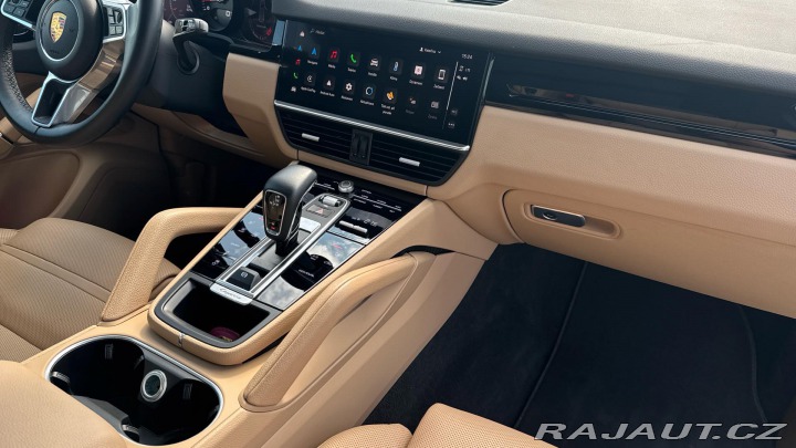Porsche Cayenne 2022