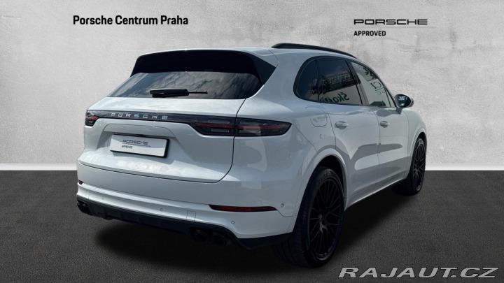 Porsche Cayenne 2022