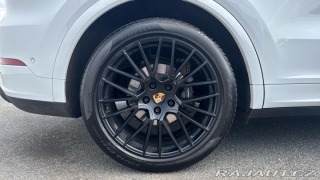 Porsche Cayenne  2022
