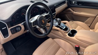 Porsche Cayenne  2022