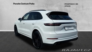 Porsche Cayenne  2022