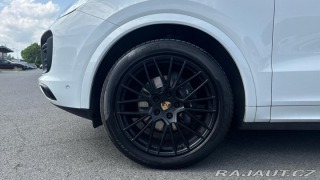 Porsche Cayenne  2022