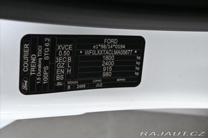 Ford Tourneo Courier 1,5 TDCi 75kW Záruka až 5 2021