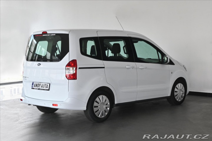 Ford Tourneo Courier 1,5 TDCi 75kW Záruka až 5 2021