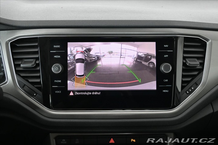 Volkswagen T-Roc 1,5 TSi 110kW DSG COMFORT 2021