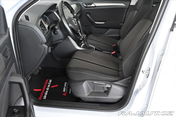 Volkswagen T-Roc 1,5 TSi 110kW DSG COMFORT 2021