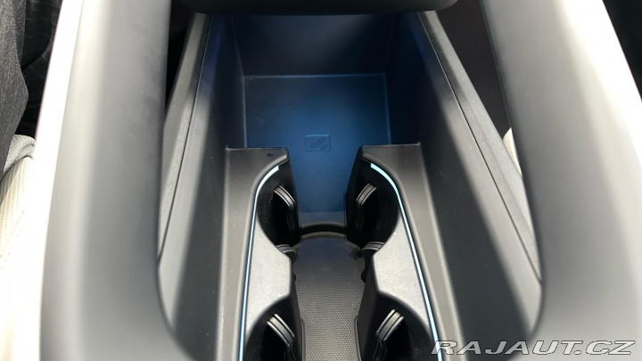 Porsche Macan 4 Electric 2024