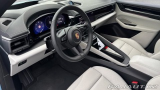 Porsche Macan 4 Electric 2024