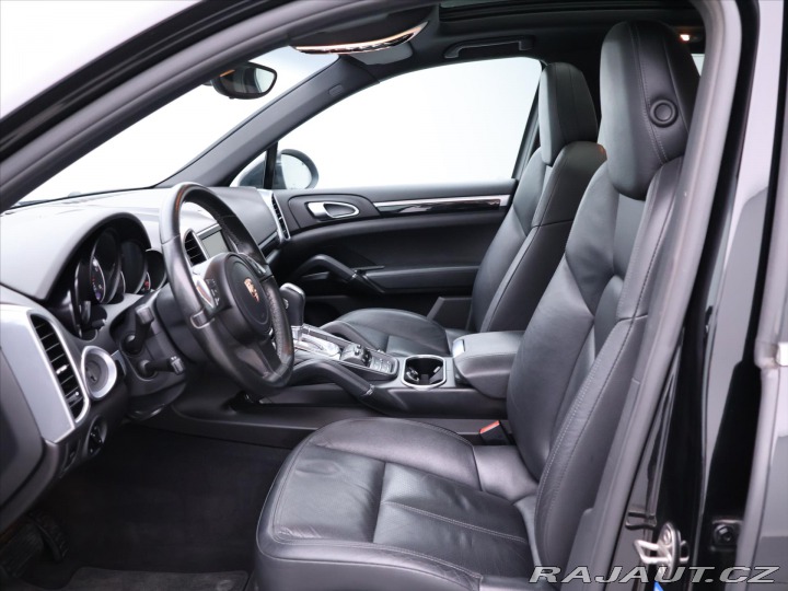 Porsche Cayenne 3,0 V6 D 176kW Tiptronic 2011