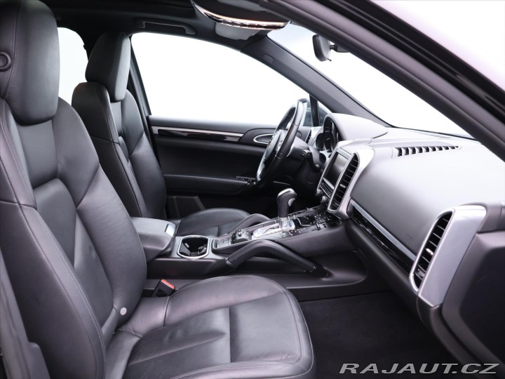 Porsche Cayenne 3,0 V6 D 176kW Tiptronic 2011