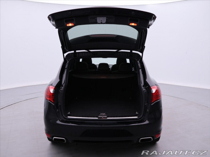 Porsche Cayenne 3,0 V6 D 176kW Tiptronic 2011