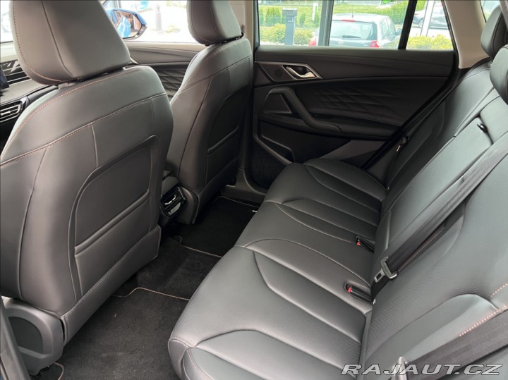 MG HS 1.5 TGI Exclusive 7DCT 2025