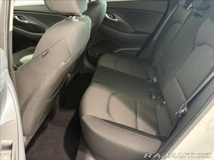 Hyundai i30 1,0 STYLE SERVISNÍ KNIHA 2017