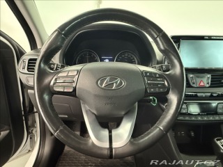 Hyundai i30 1,0 STYLE SERVISNÍ KNIHA 2017