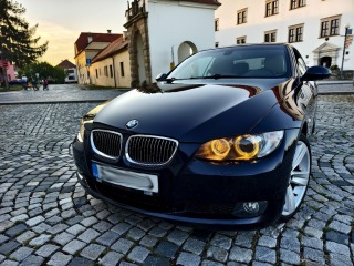 BMW 3 335i e93 2007 modro černá