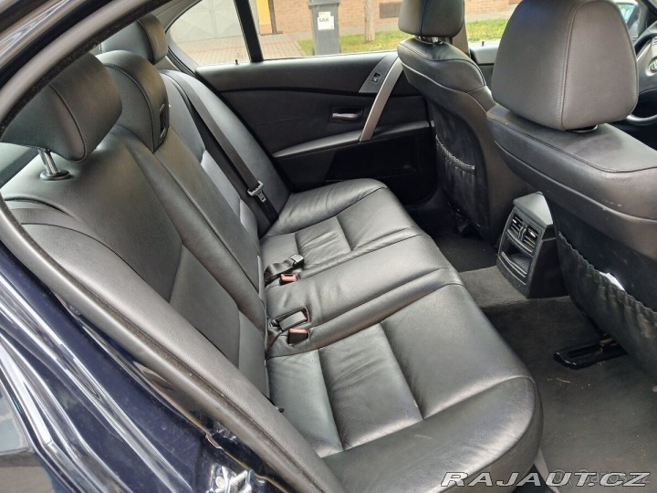 BMW 5 2,3 E60 523 2006