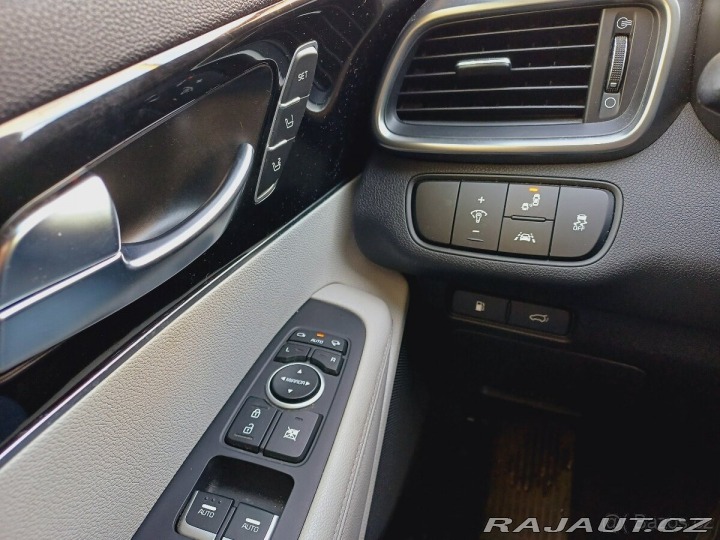 Kia Sorento 2,2   crdi; 7 míst 1800
