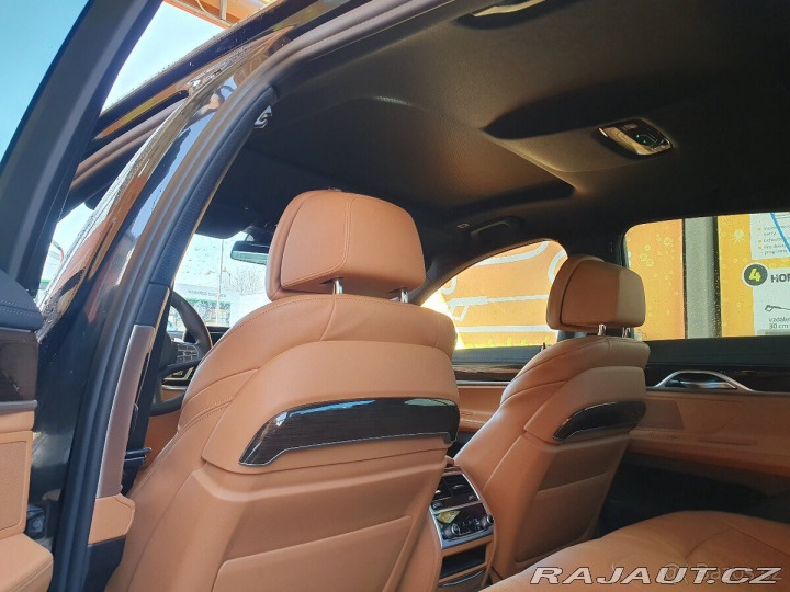 BMW 7 3,0 Facelift 340PS. Cen 2020