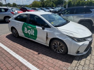 Toyota Corolla 1,8 09/2024 havarovaná 2024