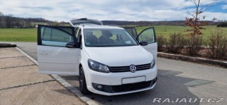 Volkswagen Tiguan 2,0 Di, servisní knížka 2012