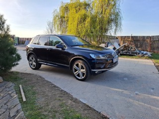 Volkswagen Touareg 3,0   R-Line V6 TDI Premi