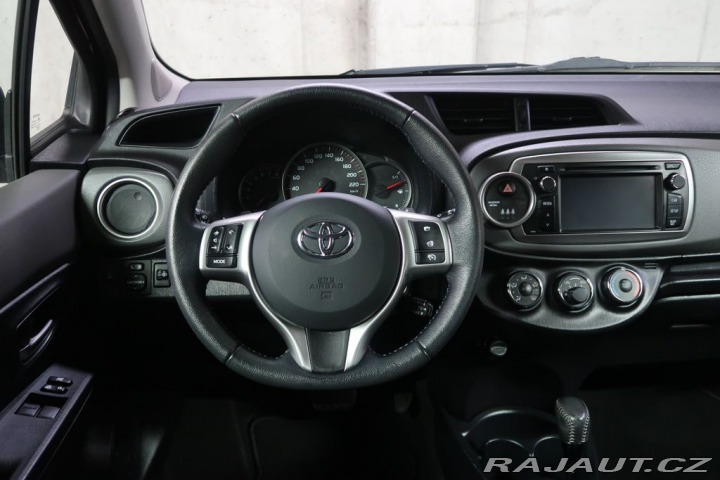 Toyota Yaris 1.3VVTi,CZ,1Maj,Automat 2014