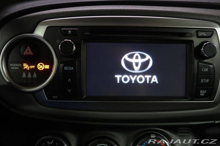 Toyota Yaris 1.3VVTi,CZ,1Maj,Automat 2014