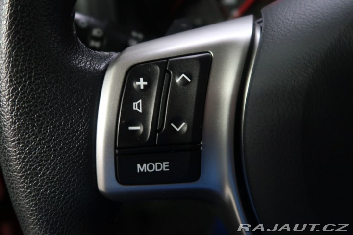 Toyota Yaris 1.3VVTi,CZ,1Maj,Automat 2014