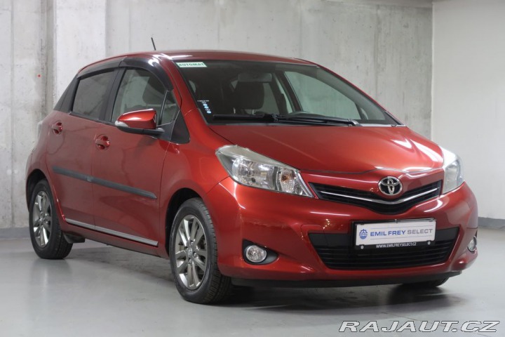 Toyota Yaris 1.3VVTi,CZ,1Maj,Automat 2014
