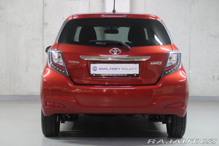 Toyota Yaris 1.3VVTi,CZ,1Maj,Automat 2014