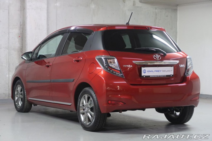 Toyota Yaris 1.3VVTi,CZ,1Maj,Automat 2014