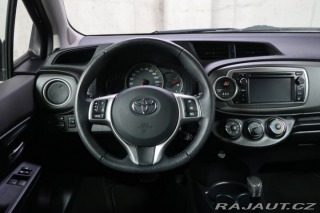 Toyota Yaris 1.3VVTi,CZ,1Maj,Automat 2014
