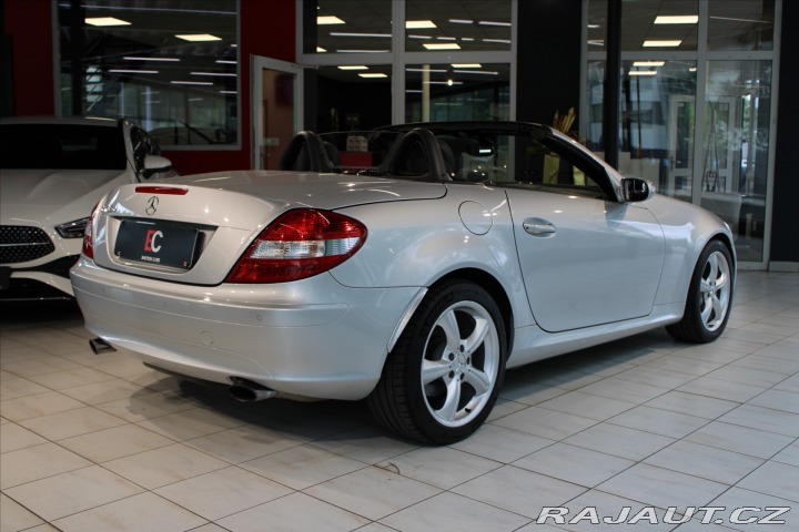 Mercedes-Benz SLK 350 2005