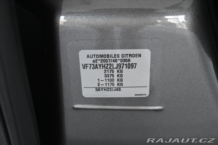 Citroën C4 SpaceTourer 1,5 BlueHDi 96 kW 7 Míst 2021