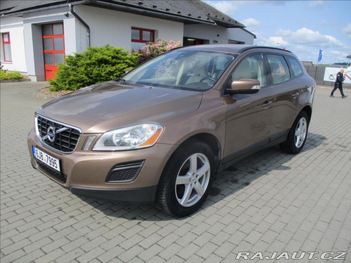 Volvo XC60 2,4 D3 120kw AWD Kinetic 2010