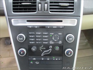 Volvo XC60 2,4 D3 120kw AWD Momentum 2010