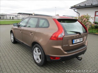 Volvo XC60 2,4 D3 120kw AWD Momentum 2010