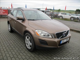 Volvo XC60 2,4 D3 120kw AWD Momentum 2010