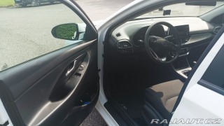 Hyundai i30 2021