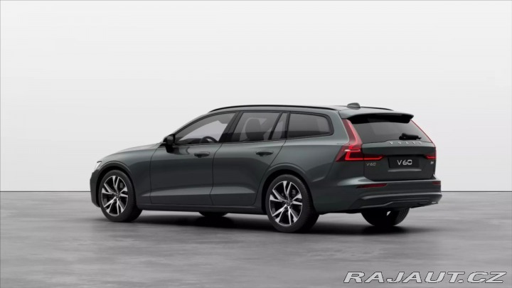 Volvo V60 2,0 B4 FWD Plus Dark 2025