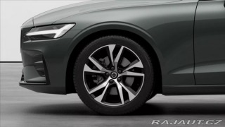 Volvo V60 2,0 B4 FWD Plus Dark 2025