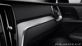 Volvo V60 2,0 B4 FWD Plus Dark 2025